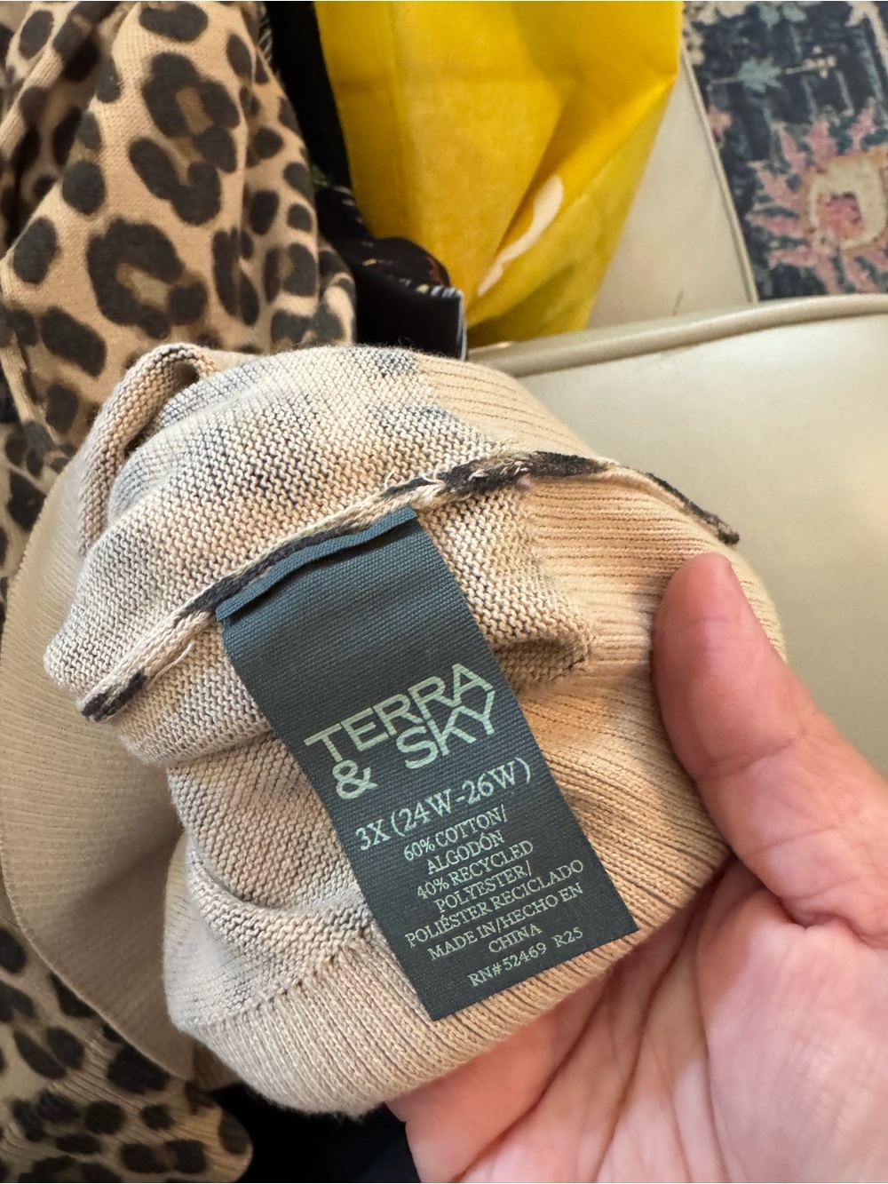 Terra & Sky Women's Plus Leopard Short Sleeve Sweater 3X NWT - Picture 10 of 11